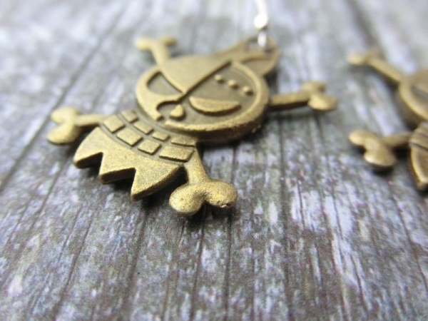 Skull Anhänger Ohrringe bronzefarben Vintage Optik